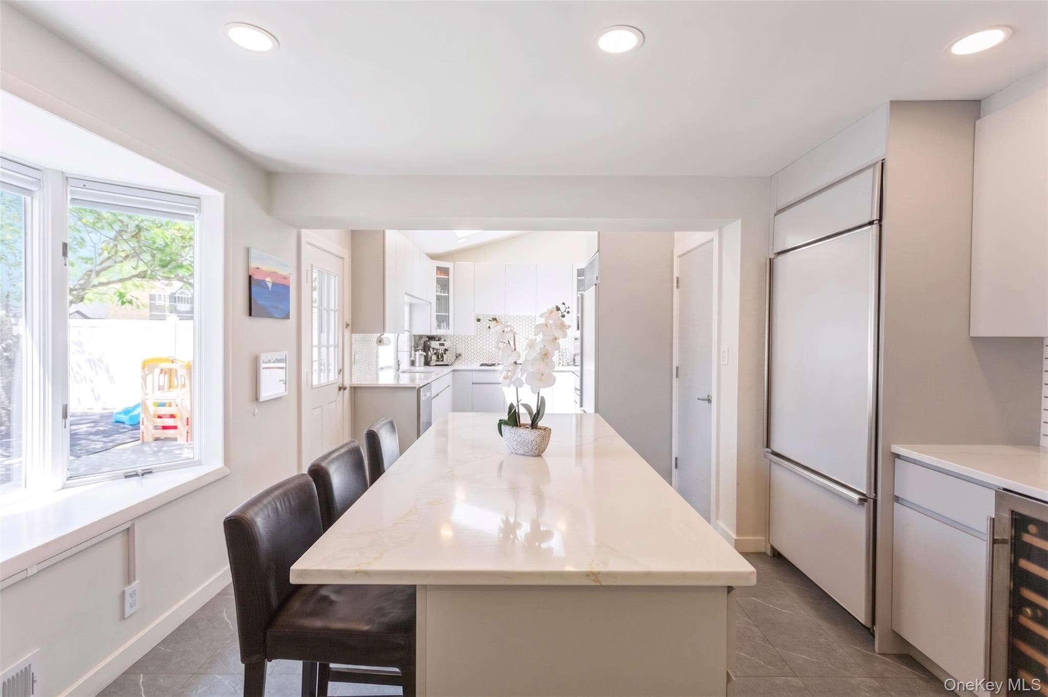 1566 Pebble Lane thumbnail 24