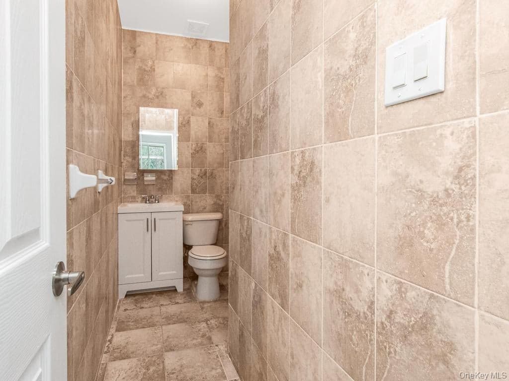 3939 Secor Avenue thumbnail 15
