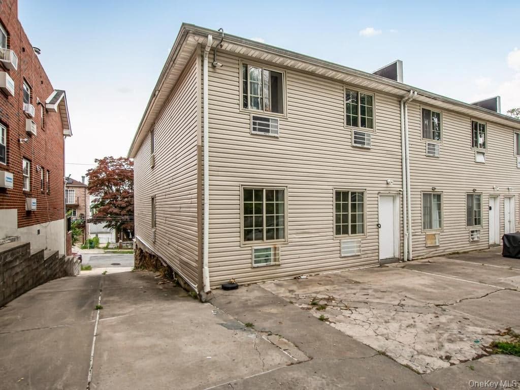 3939 Secor Avenue thumbnail 18