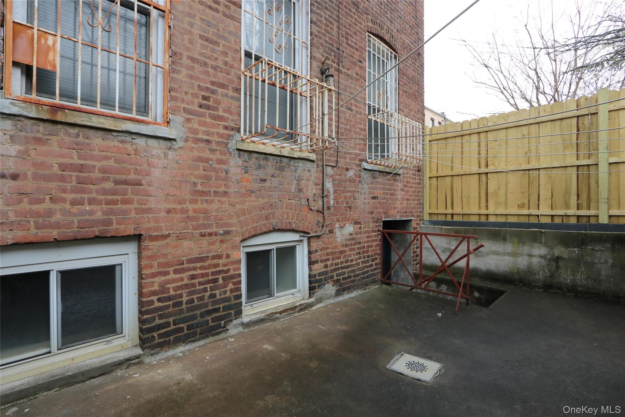 314 Senator Street thumbnail 2