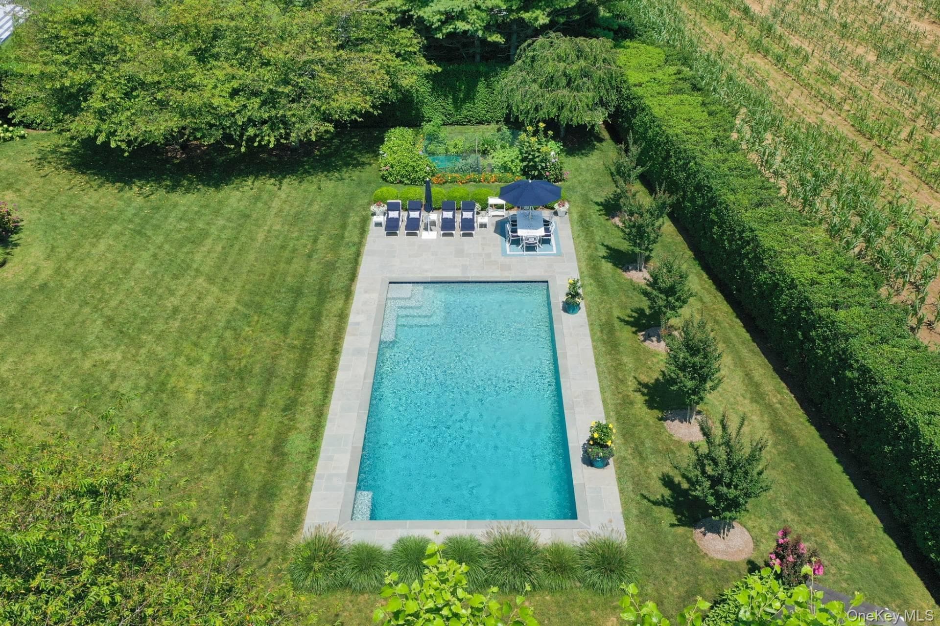 9 Millfarm Lane thumbnail 35
