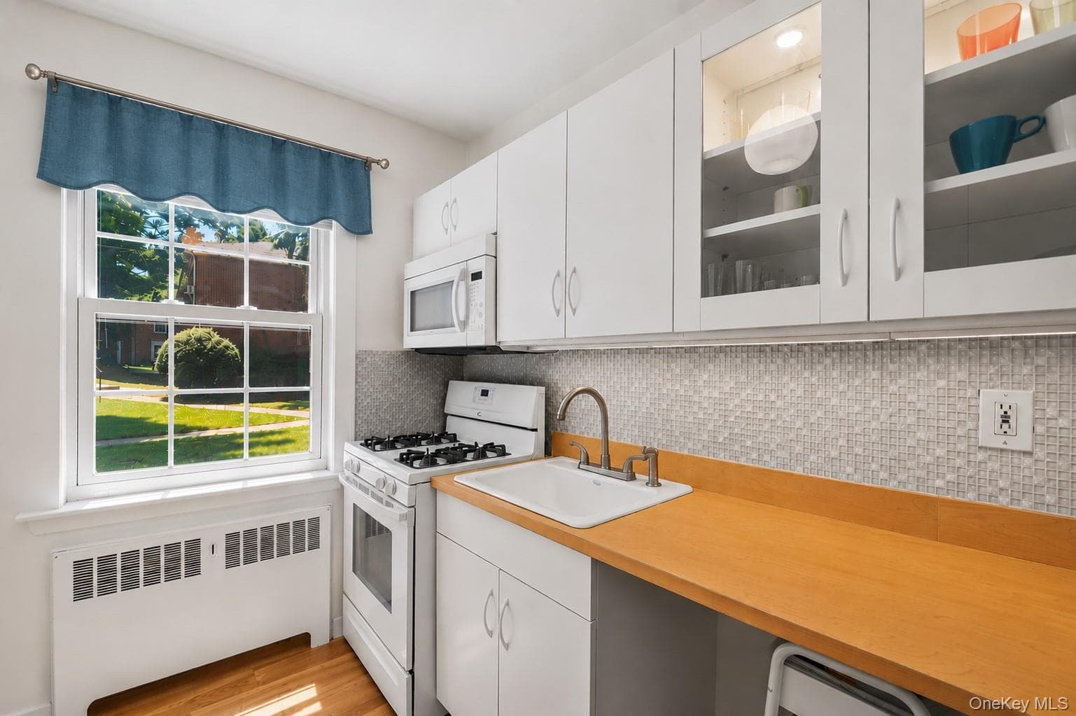 2 Fieldstone Drive Unit: 19 thumbnail 2