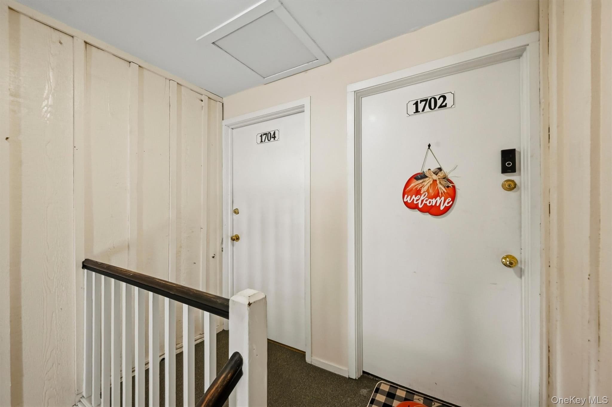 1704 Holly Stream Court thumbnail 5