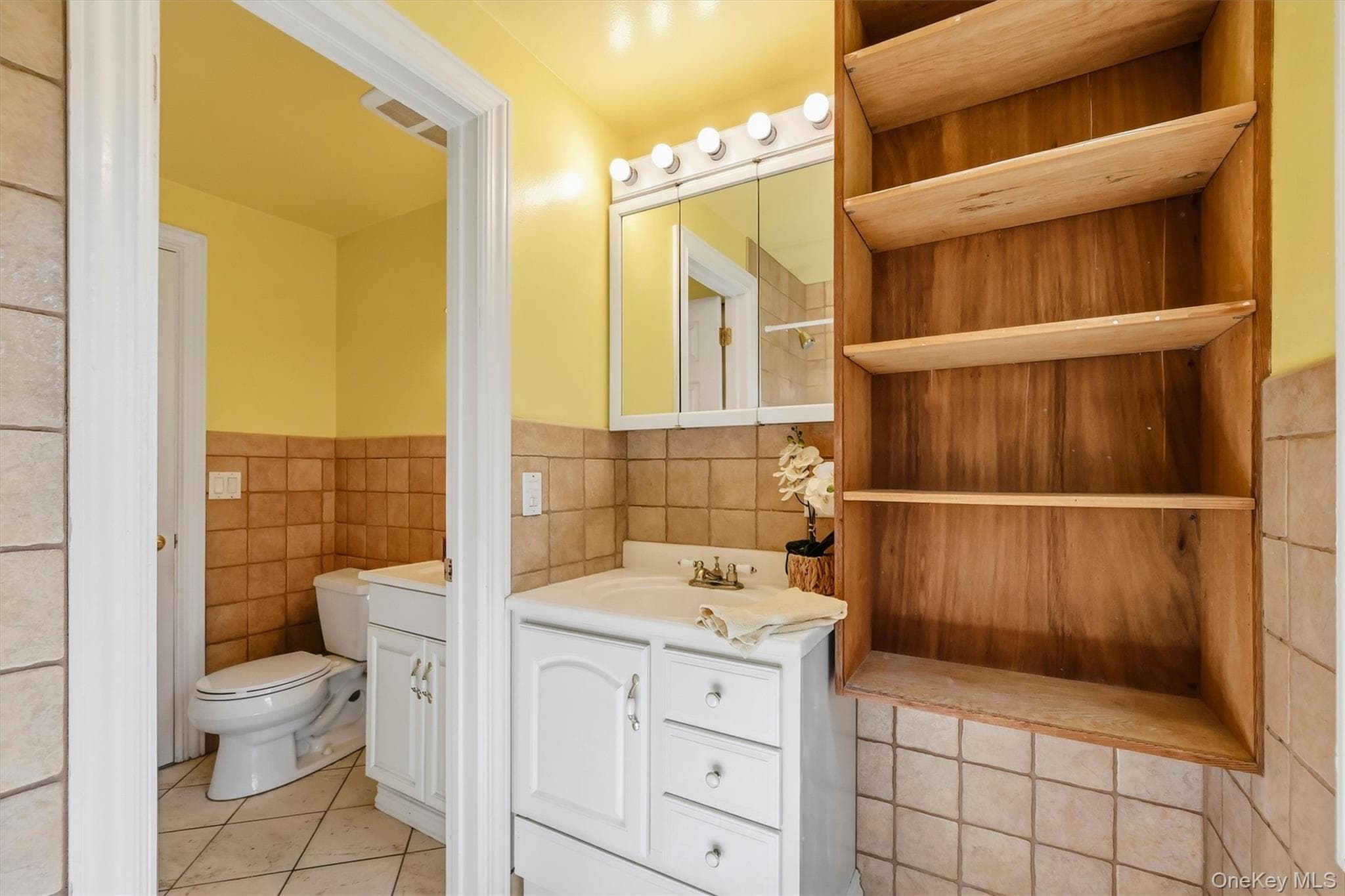 1704 Holly Stream Court thumbnail 25