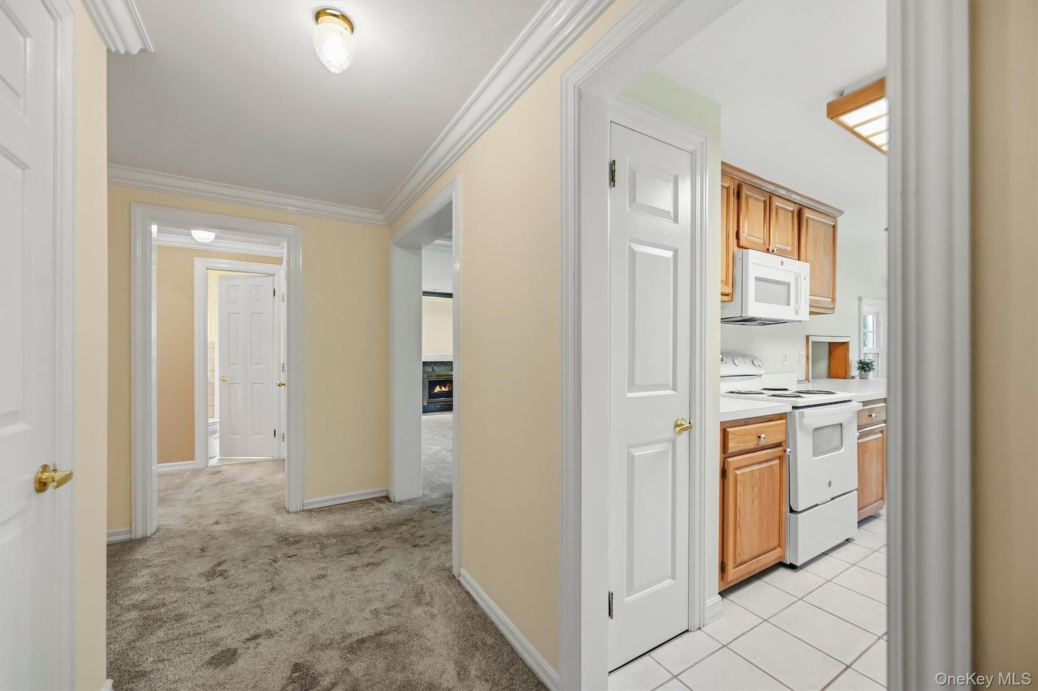 1704 Holly Stream Court thumbnail 6