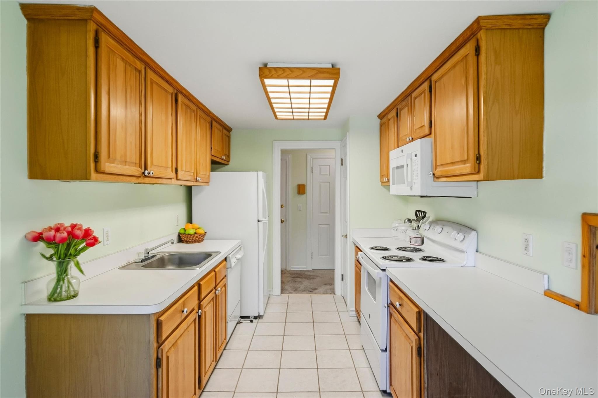 1704 Holly Stream Court thumbnail 8