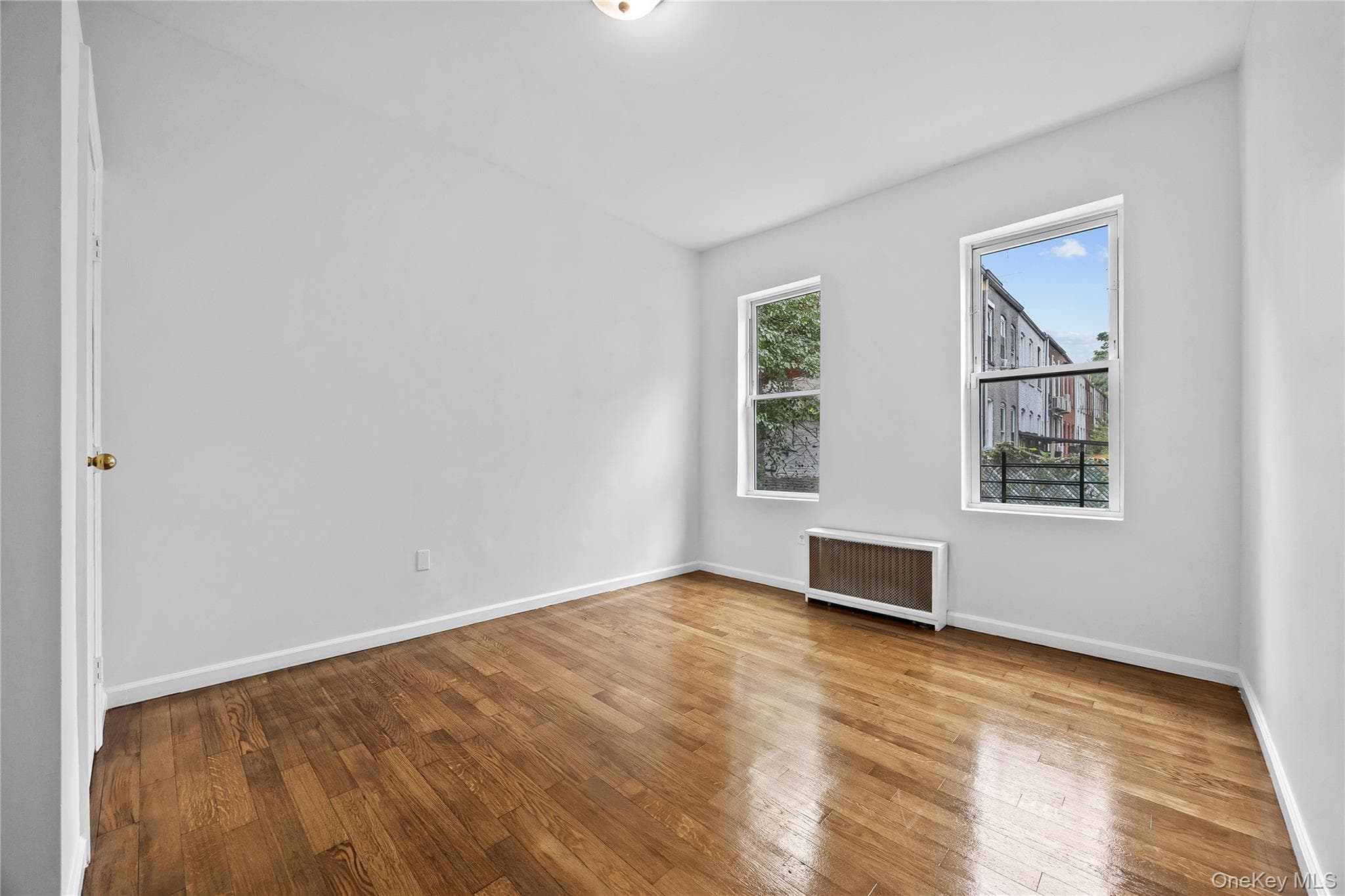 499 Hegeman Avenue thumbnail 5