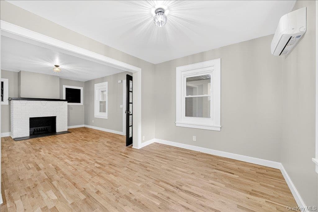 584 Shore Drive thumbnail 11