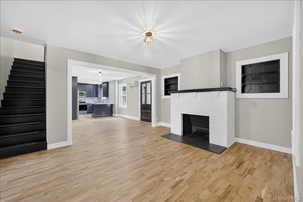 584 Shore Drive thumbnail 9