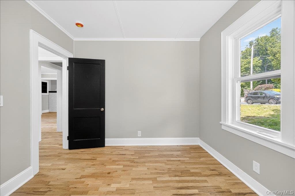 584 Shore Drive thumbnail 18