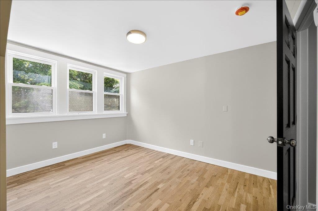 584 Shore Drive thumbnail 24