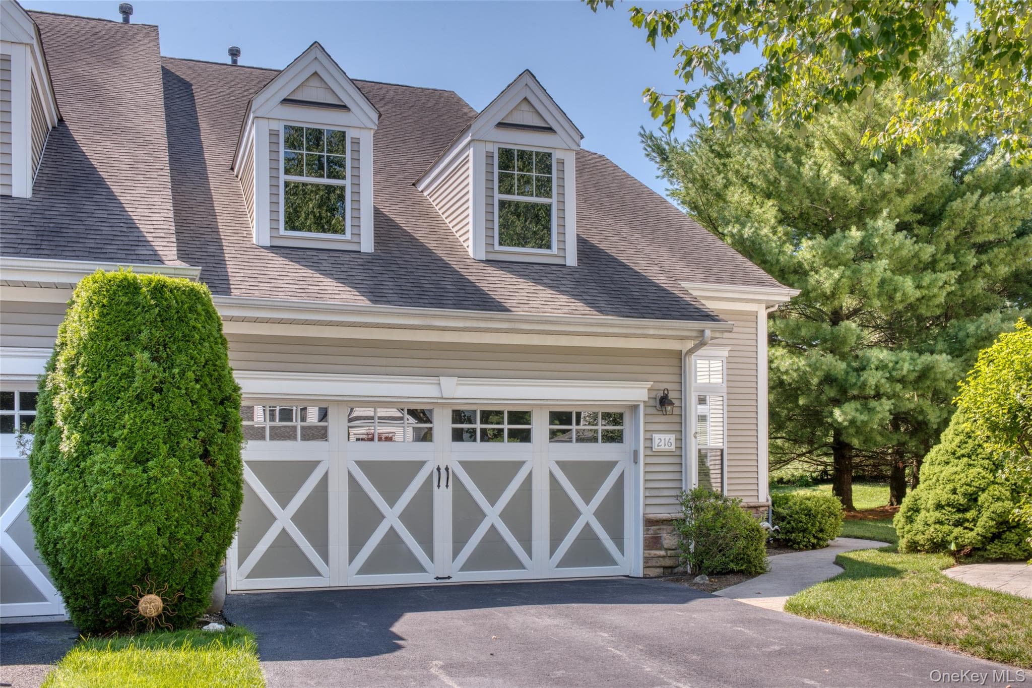 216 Sonata Court, Eastport
