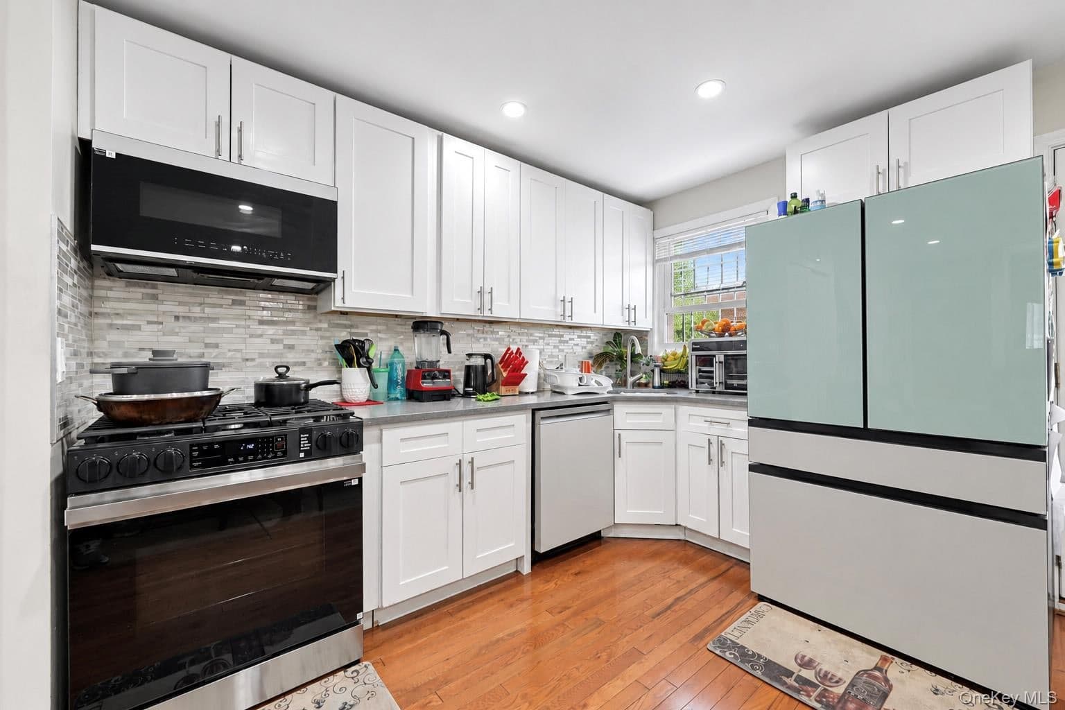 3035 Yates Avenue thumbnail 13