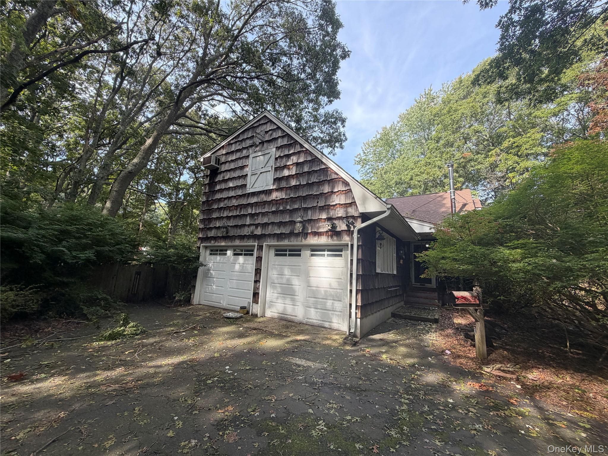 80 Woodacres Road thumbnail 2