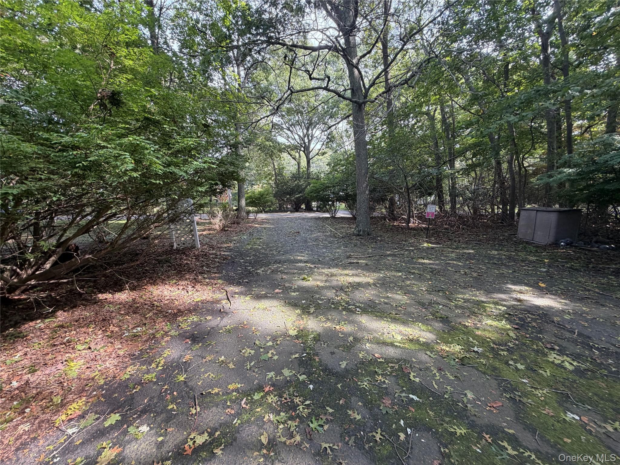 80 Woodacres Road thumbnail 3