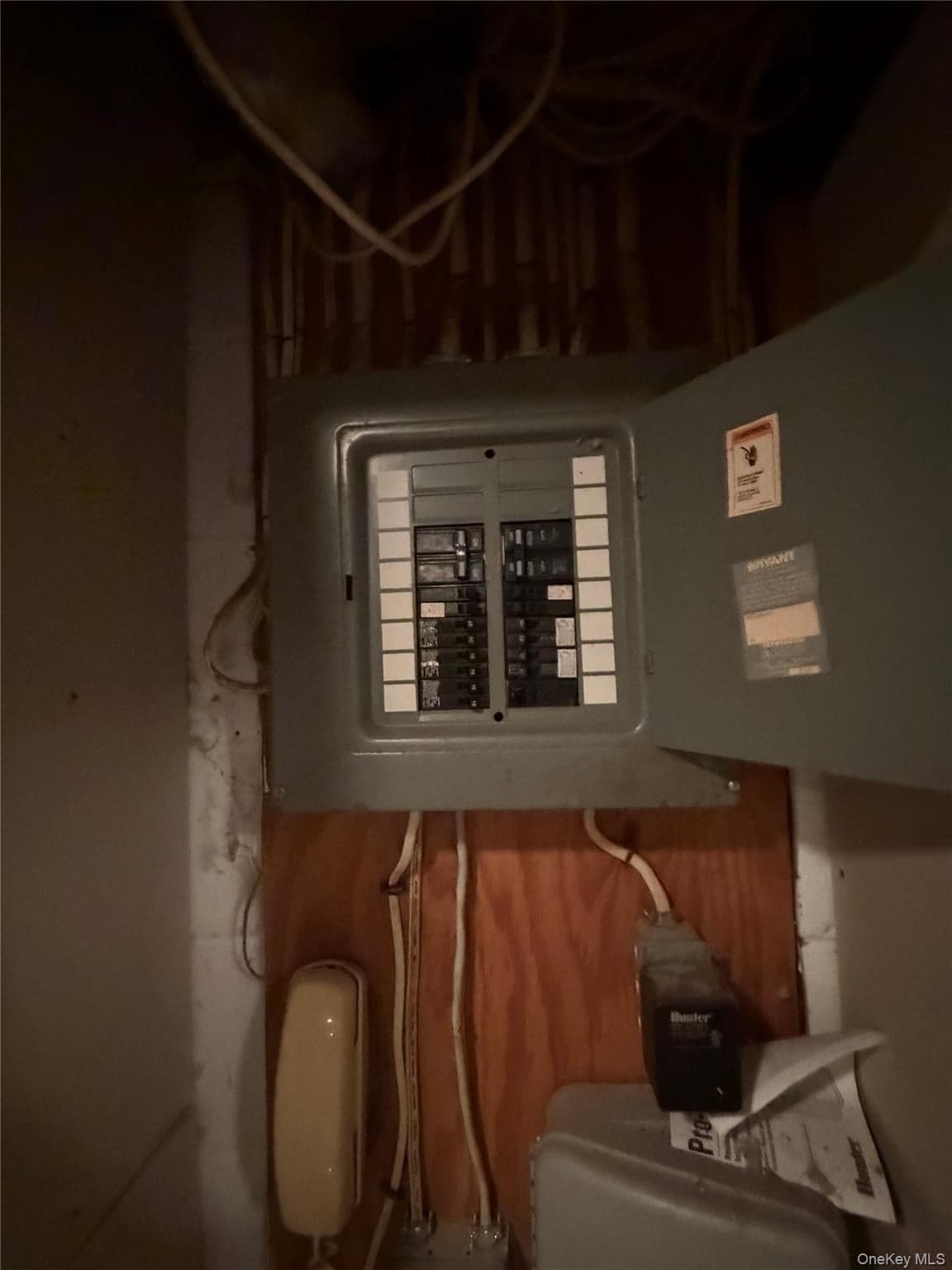 80 Woodacres Road thumbnail 16