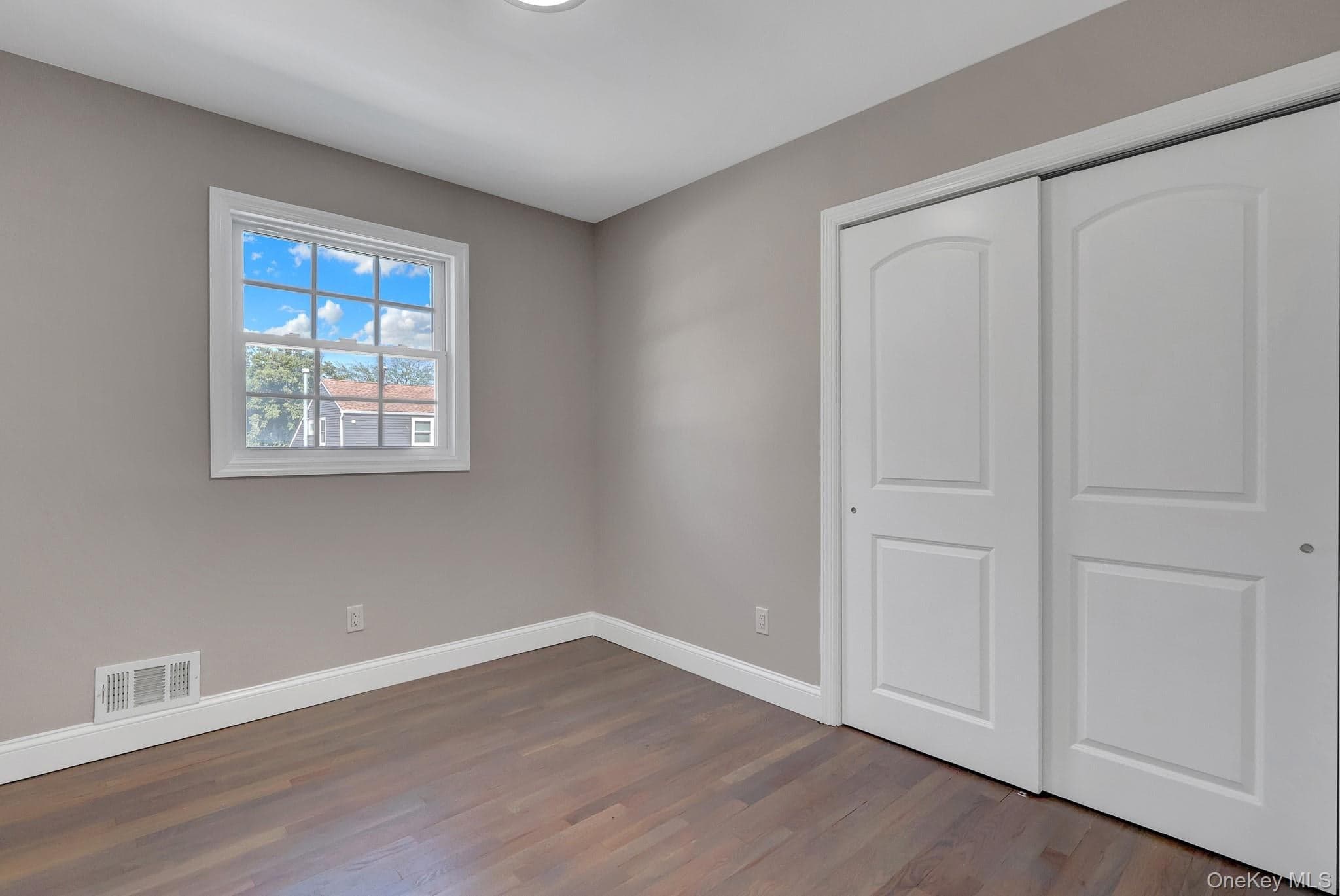 128 W 17th Street thumbnail 15