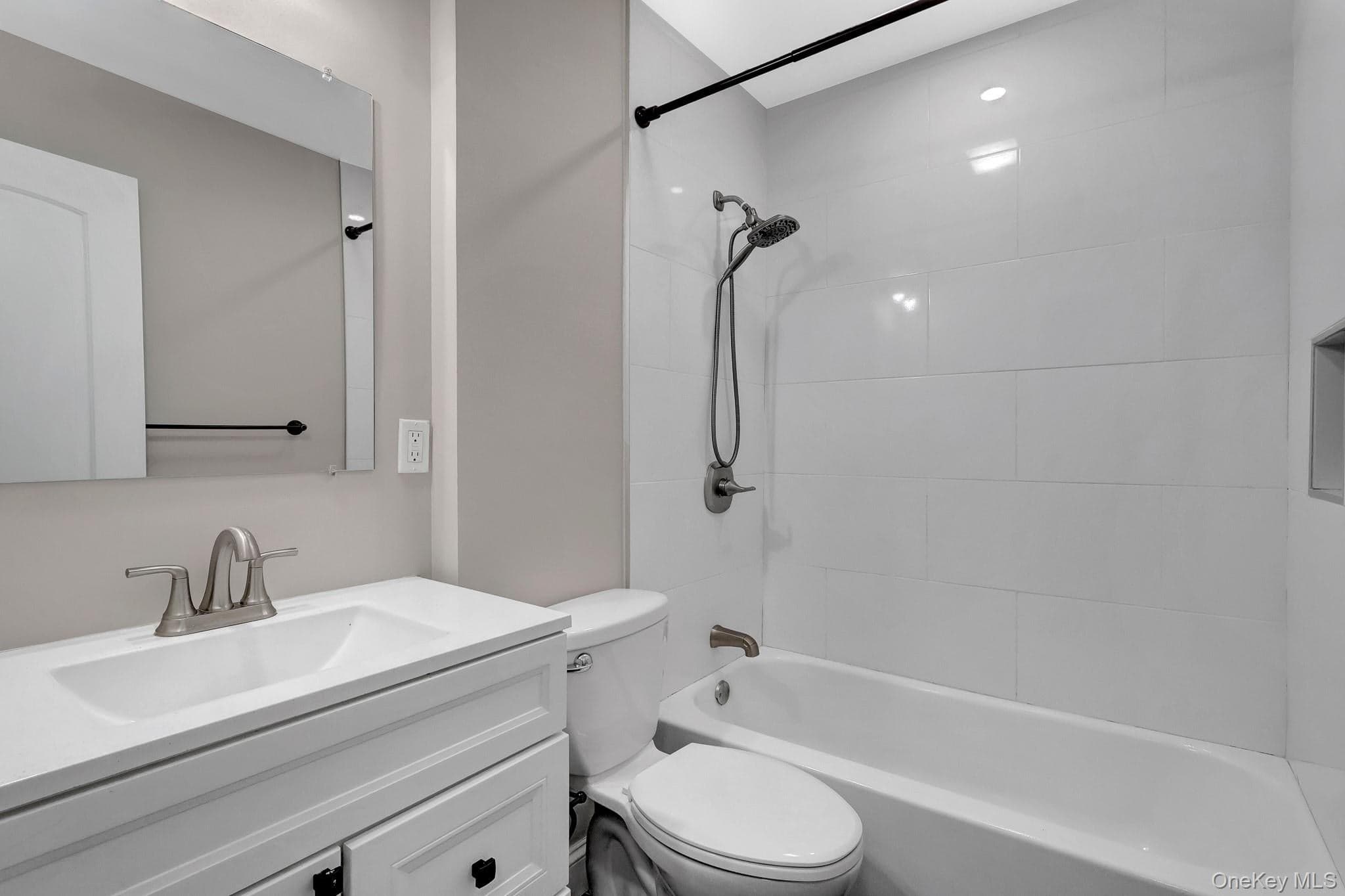128 W 17th Street thumbnail 13