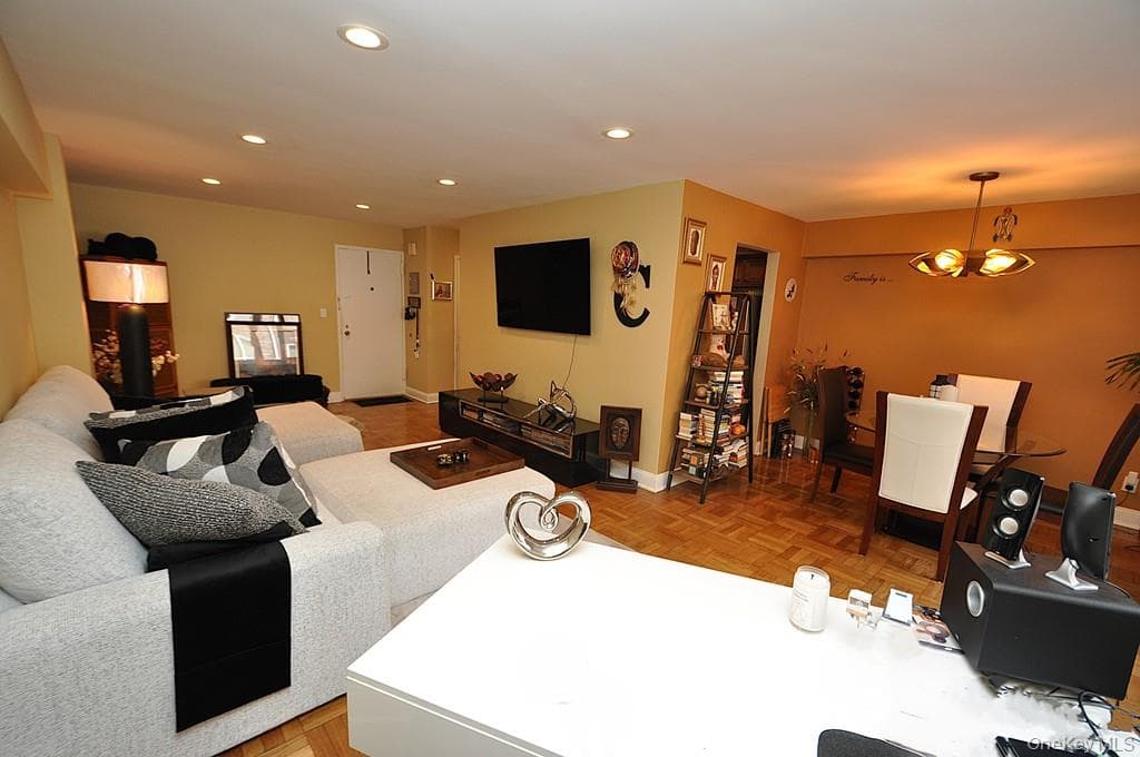 10 Old Mamaroneck Road Unit: 2A thumbnail 7