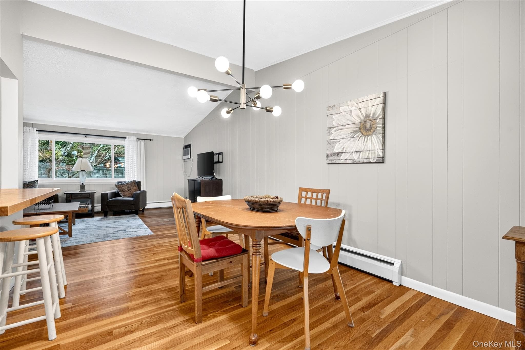 23 Howard Avenue thumbnail 12