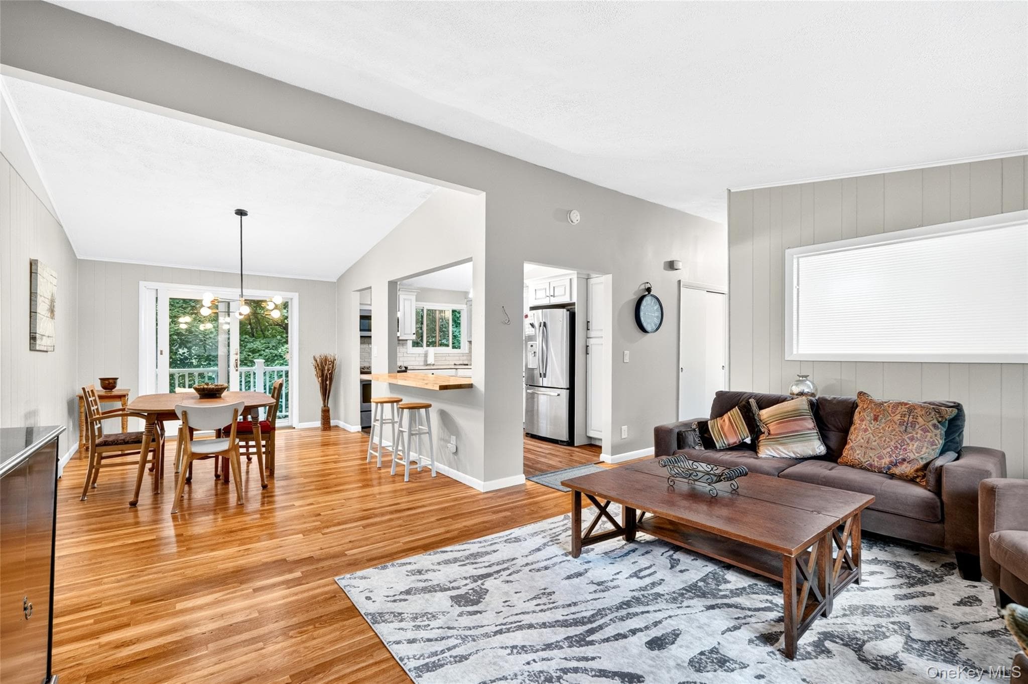 23 Howard Avenue thumbnail 9