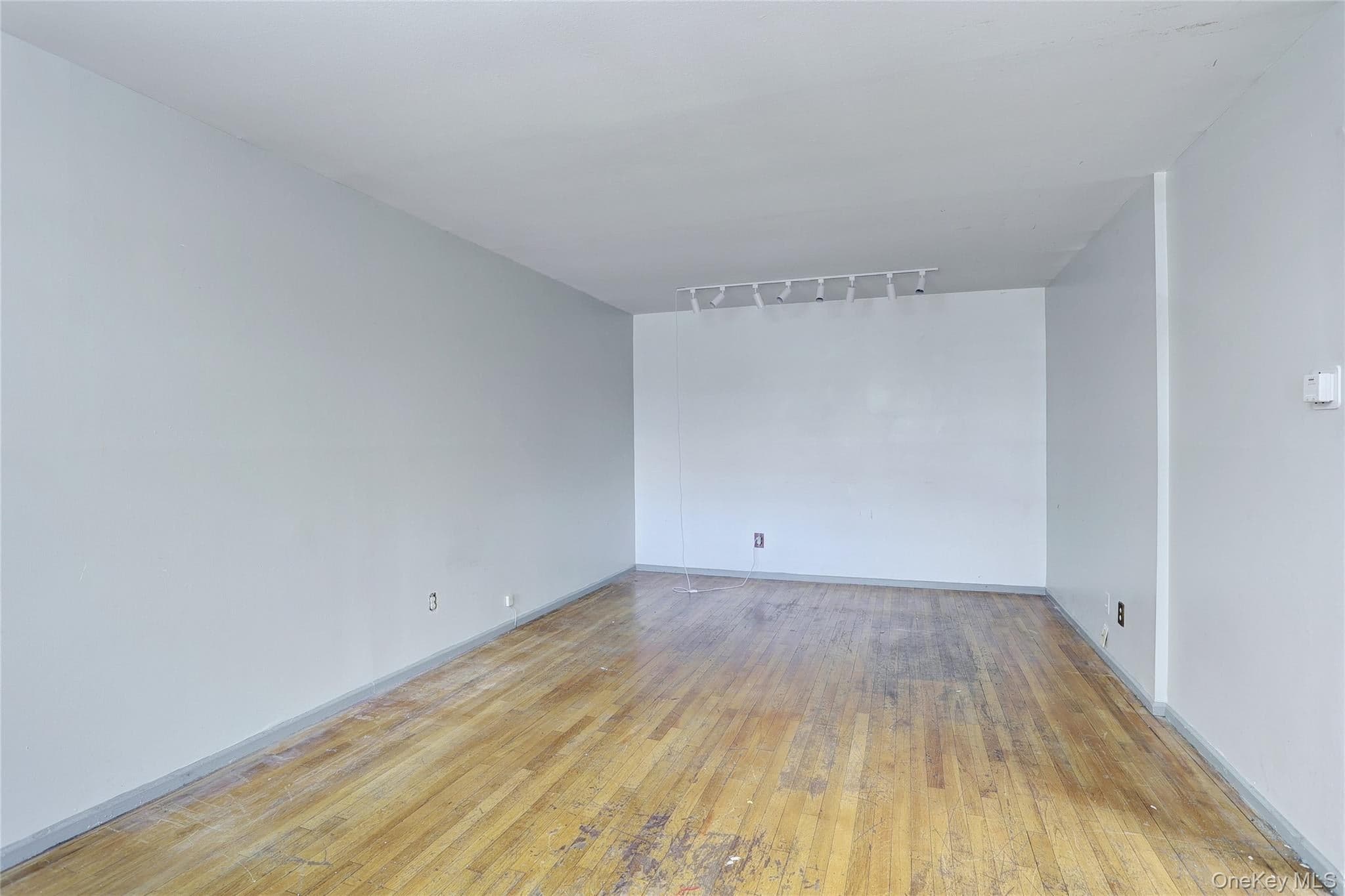 202 Kearsing Parkway thumbnail 6