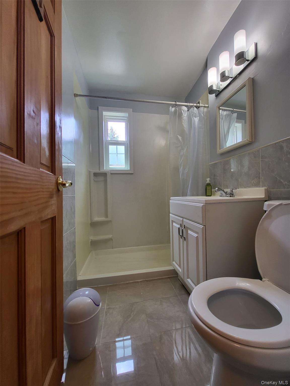 224-23 Kingsbury Avenue Unit: B thumbnail 21
