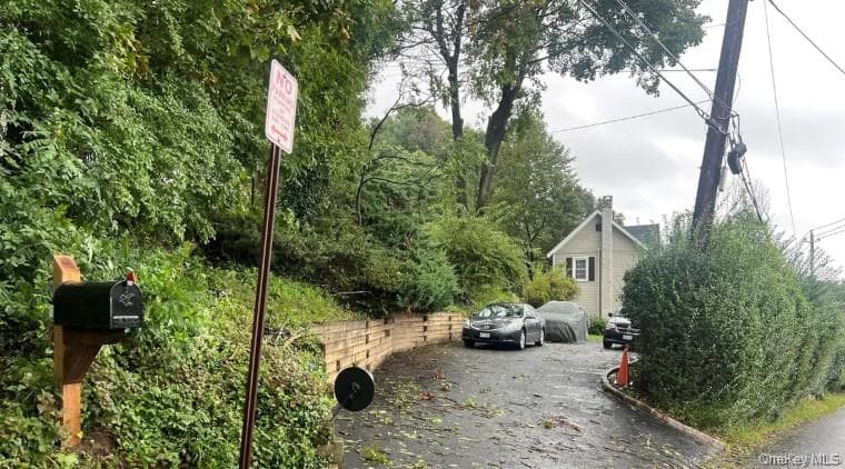 2 Shadyside Avenue photo 1