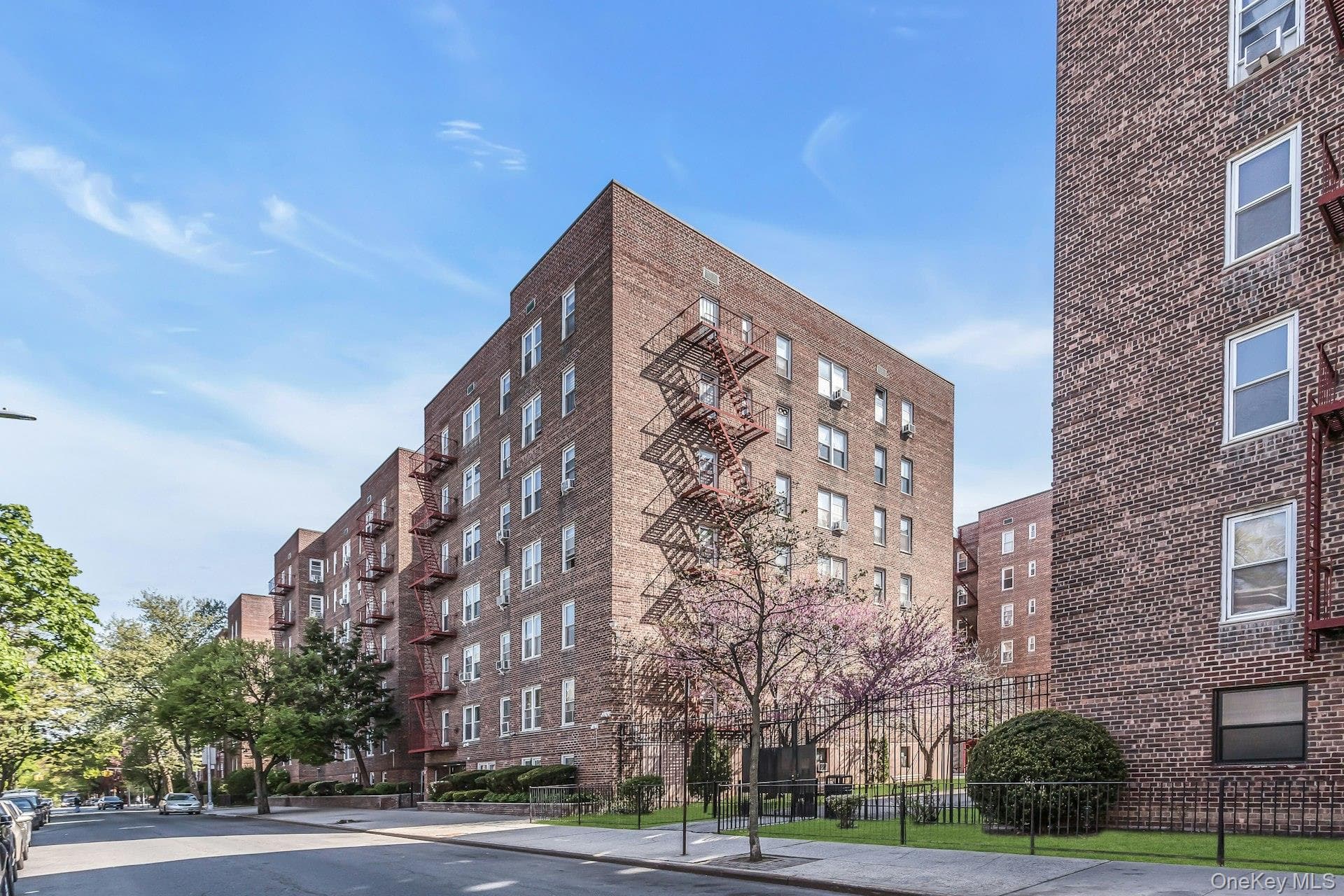 33-25 90th Street Unit: 6C thumbnail 16