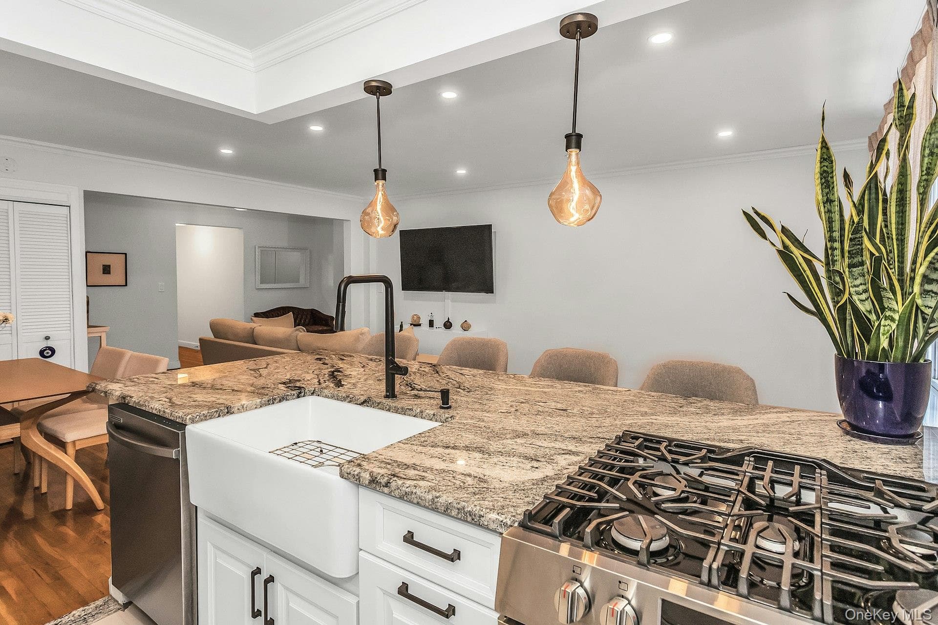 33-25 90th Street Unit: 6C thumbnail 5