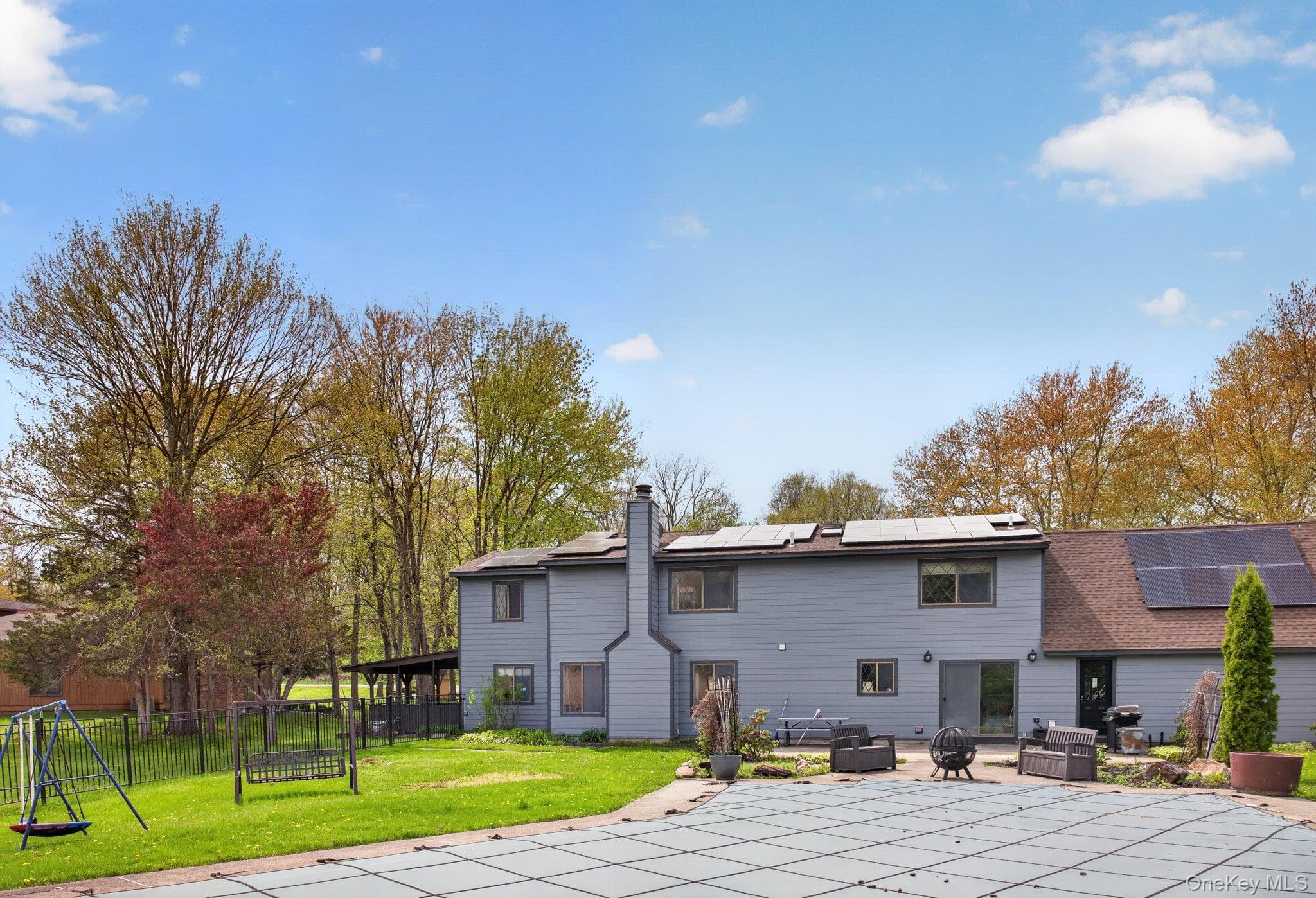 137 Blue Hill Road thumbnail 32