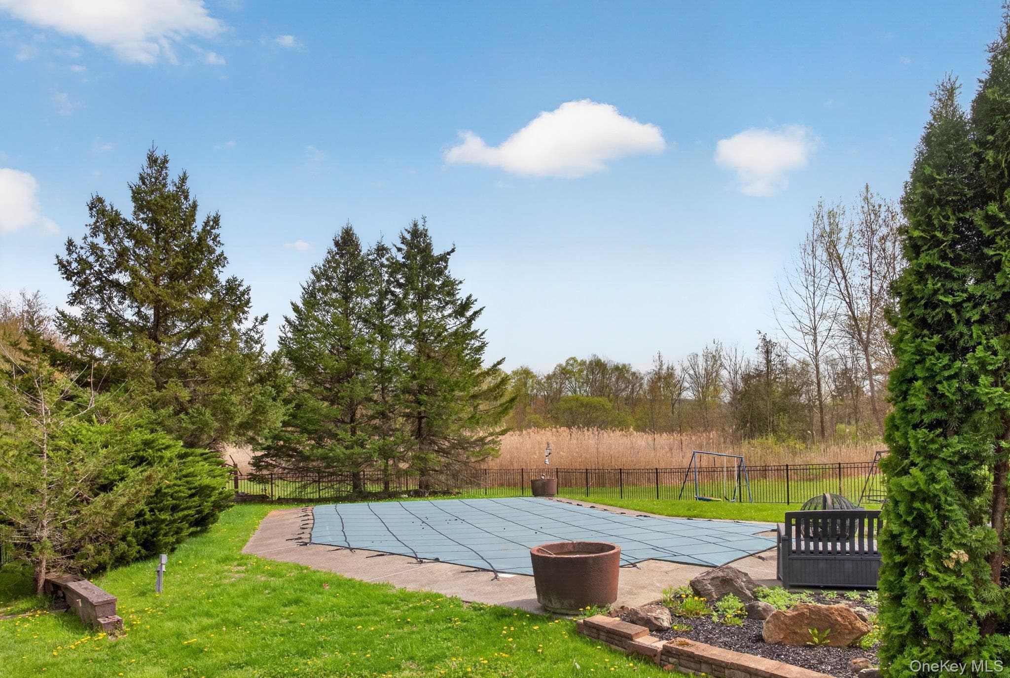 137 Blue Hill Road thumbnail 34