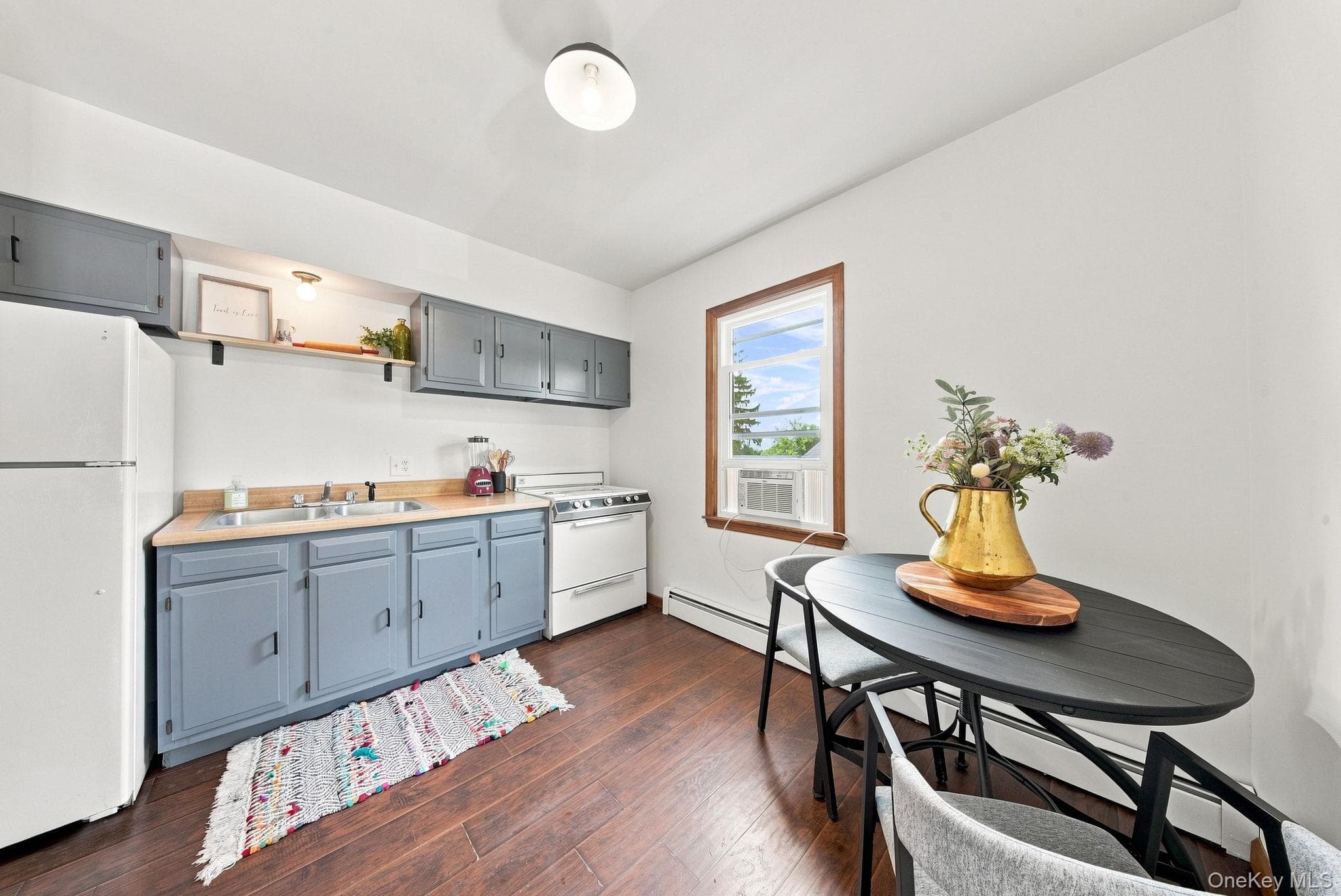 256 Cottage Street thumbnail 14