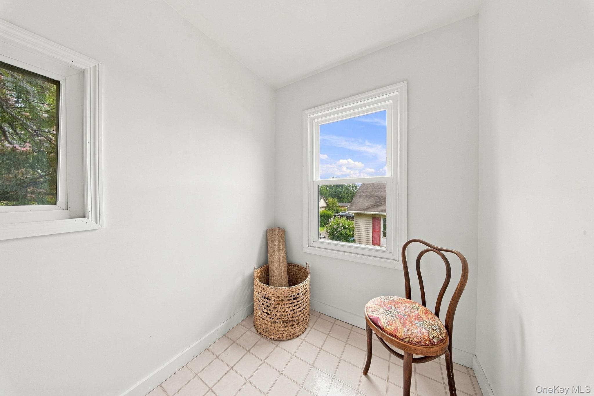 256 Cottage Street thumbnail 23