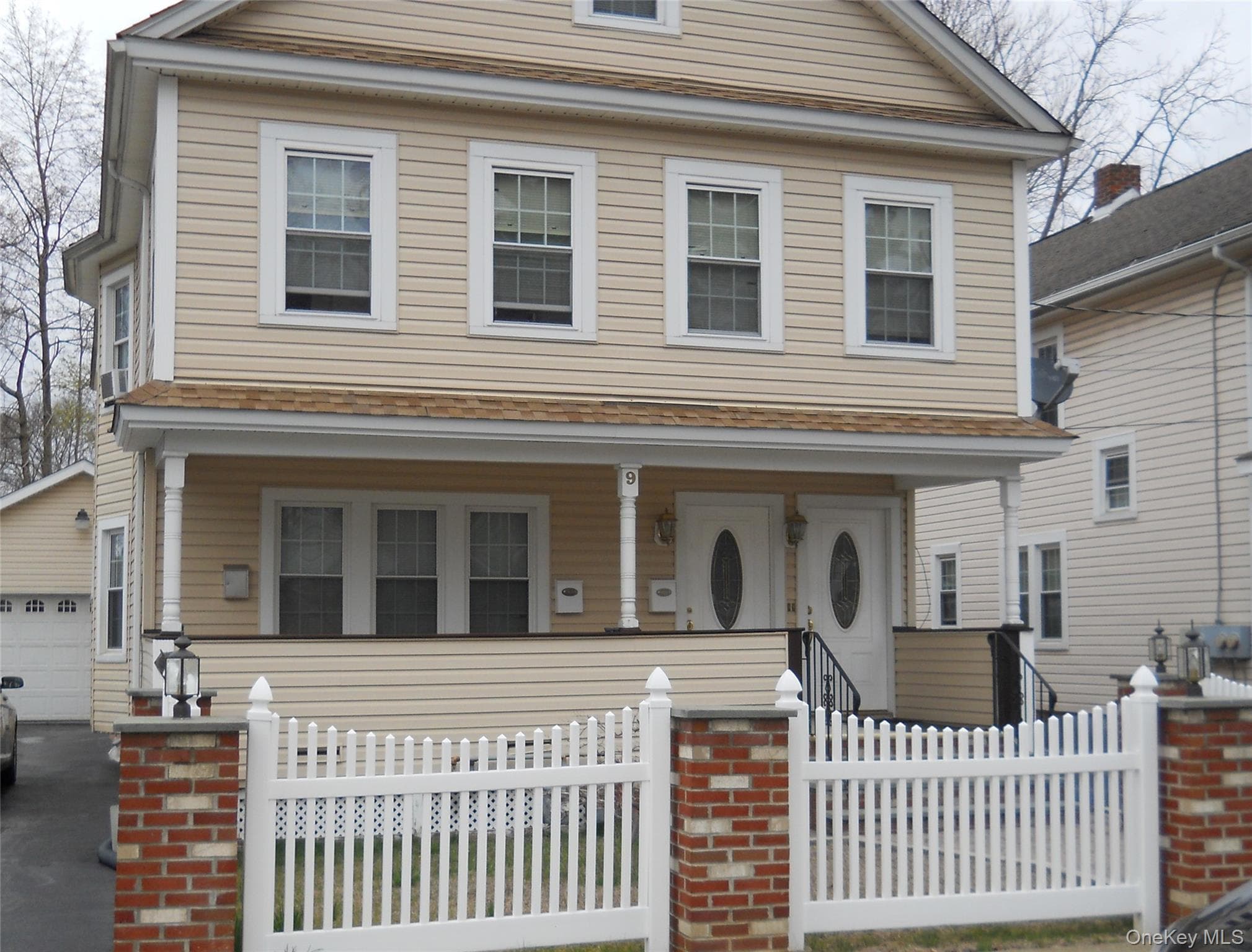 9 Lawrence Road photo 1