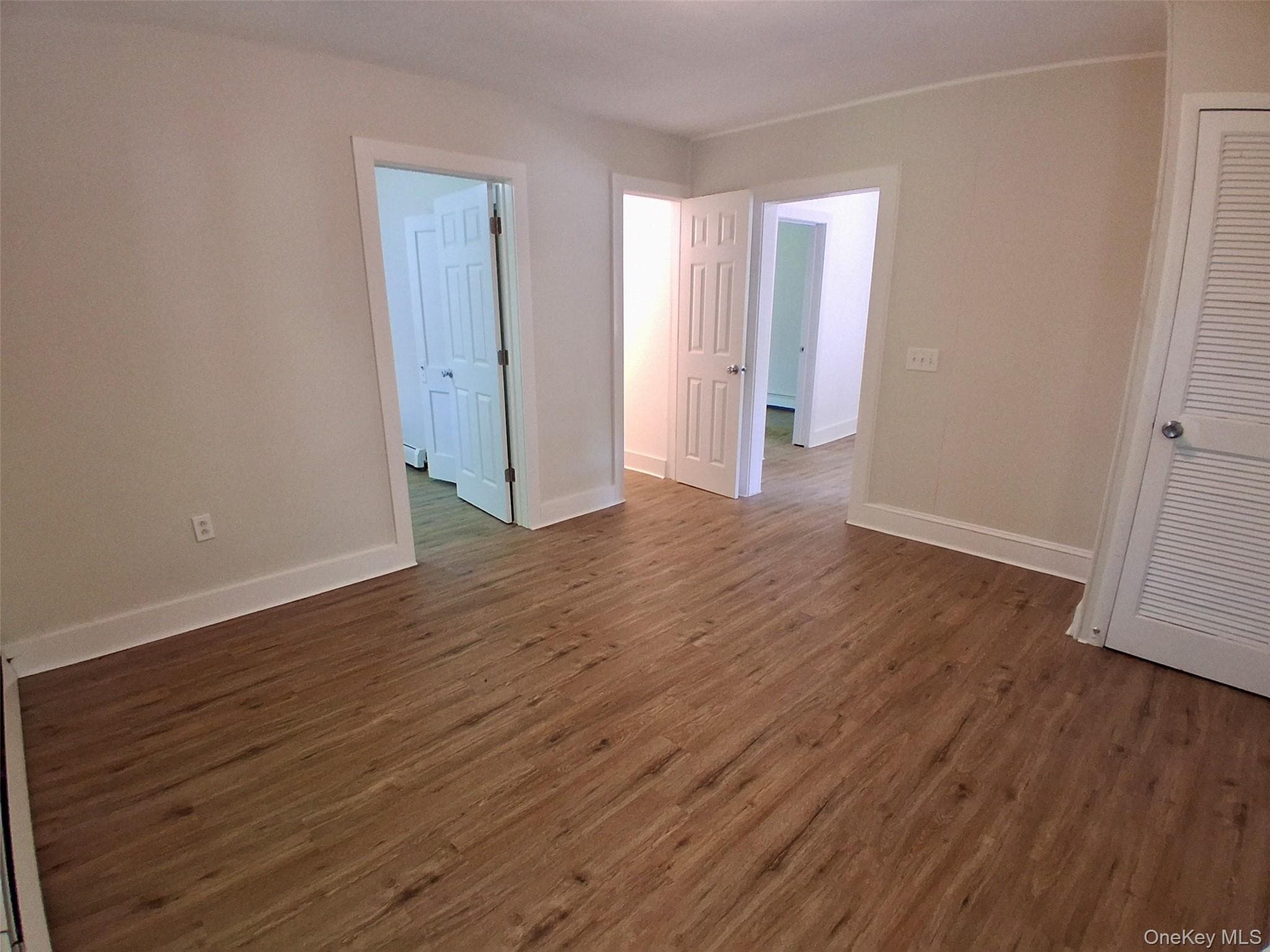 215 Maple Avenue thumbnail 7