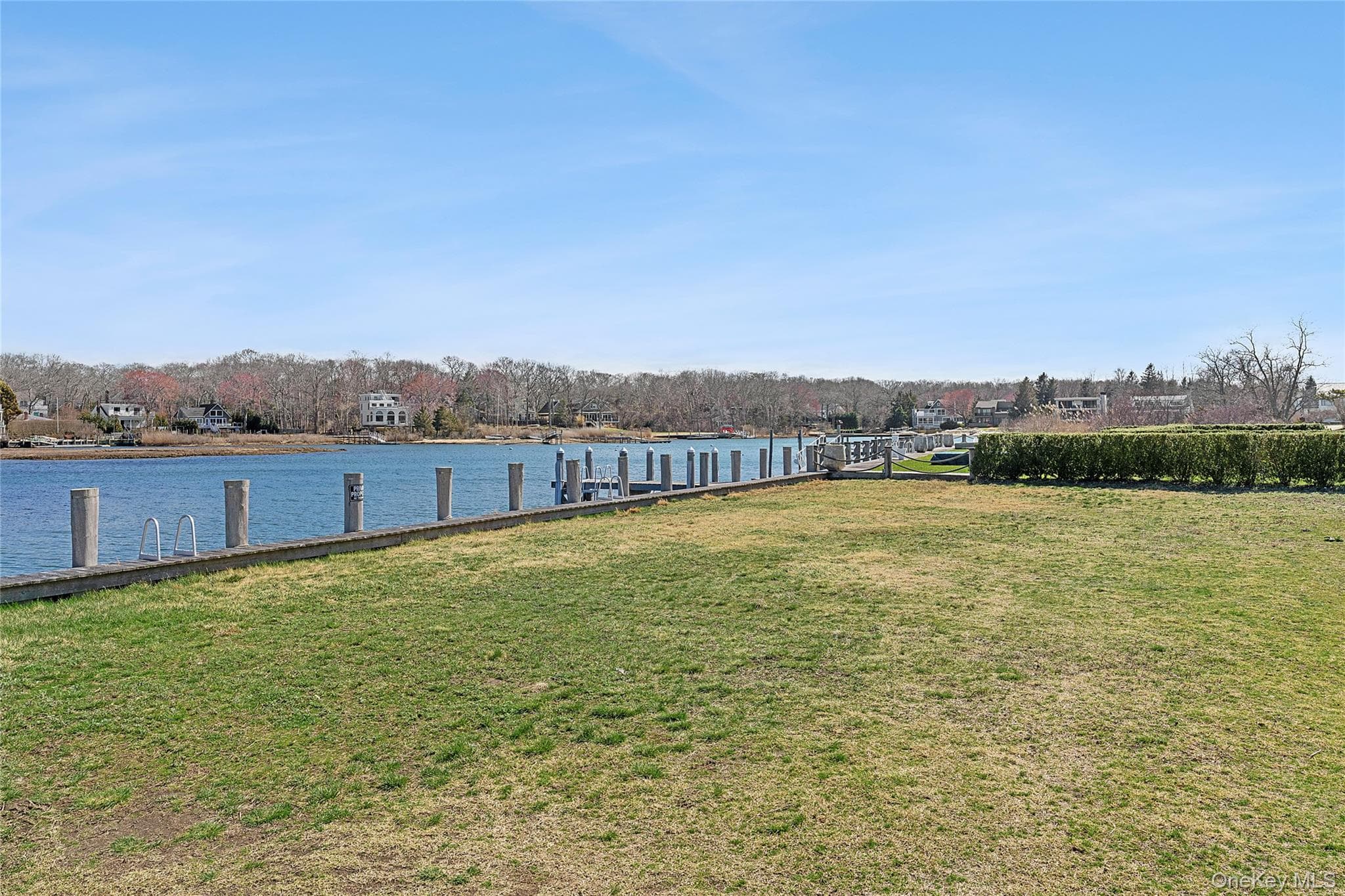 21 E Shore Drive thumbnail 15