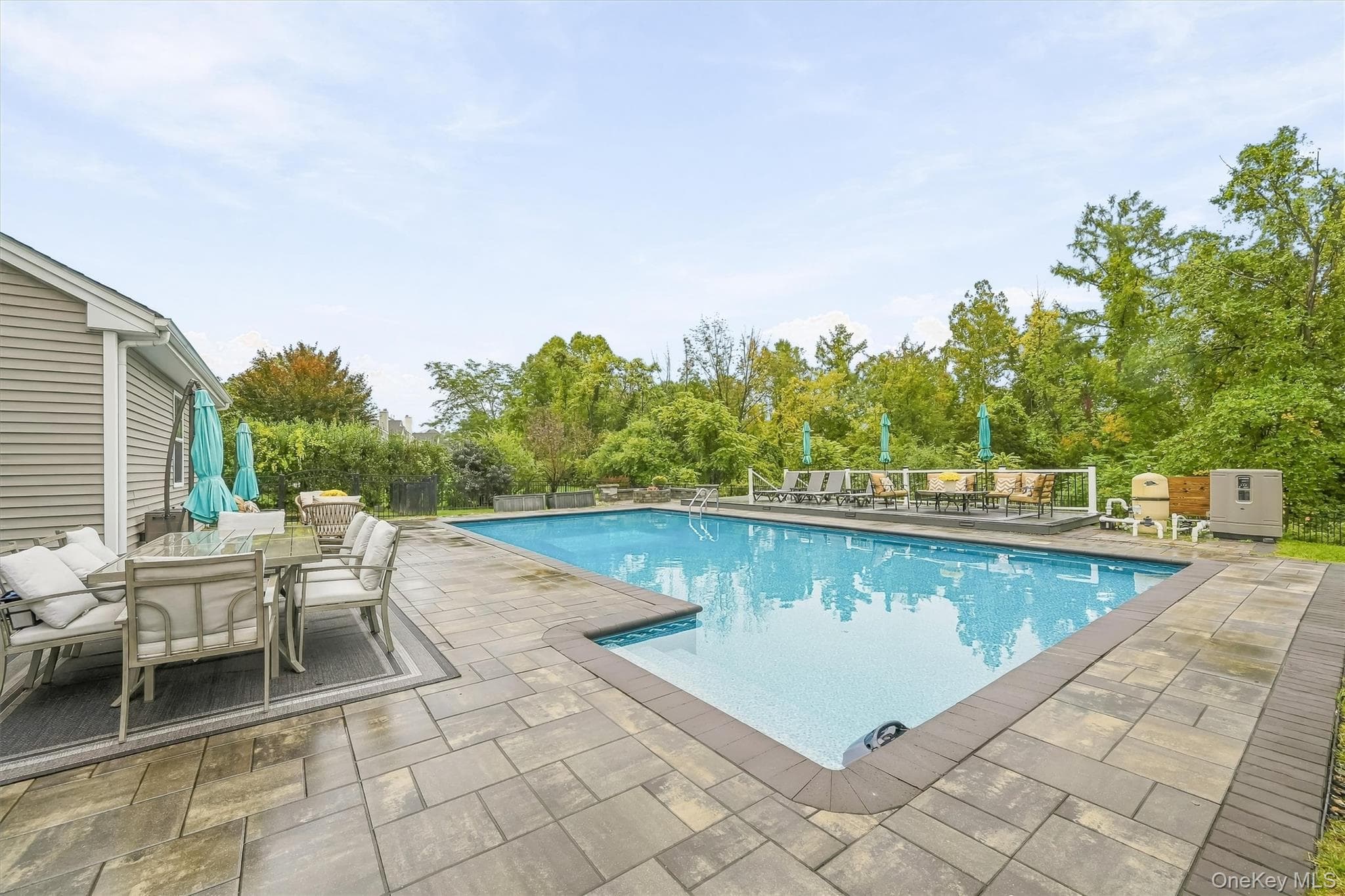 236 Buttonwood Way thumbnail 34