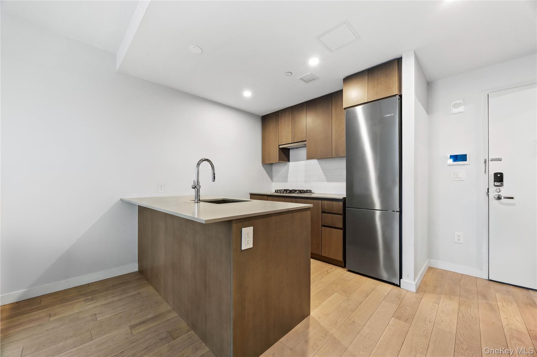 131-02A 40th Road Rd Unit: 14B thumbnail 2