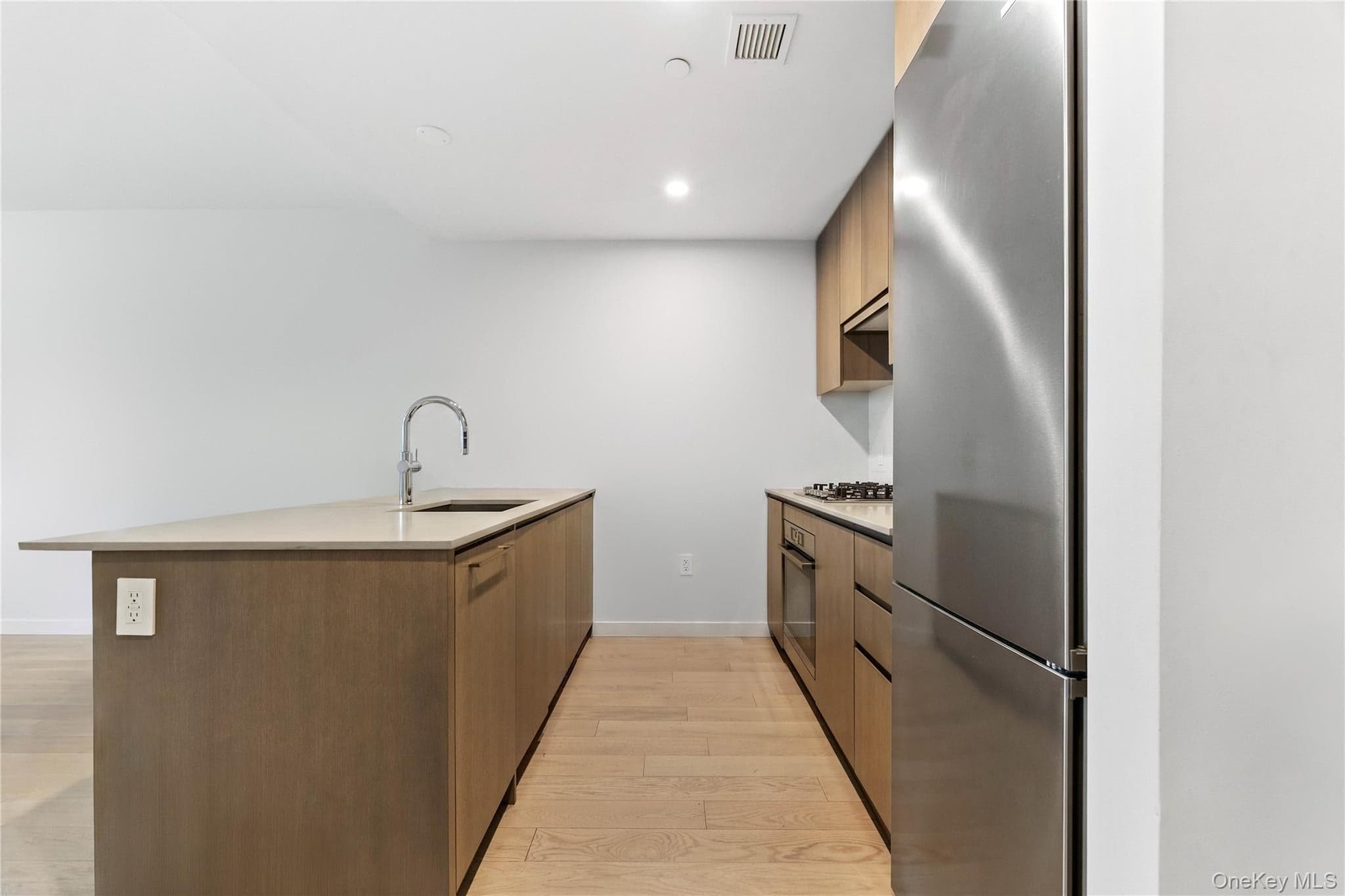 131-02A 40th Road Rd Unit: 14B thumbnail 3