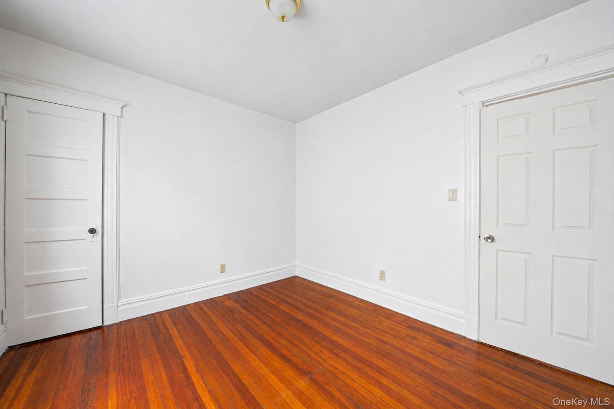 425 S Columbus Avenue thumbnail 15