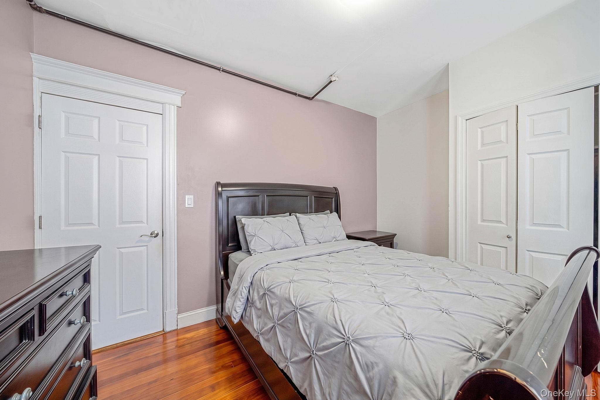 425 S Columbus Avenue thumbnail 11