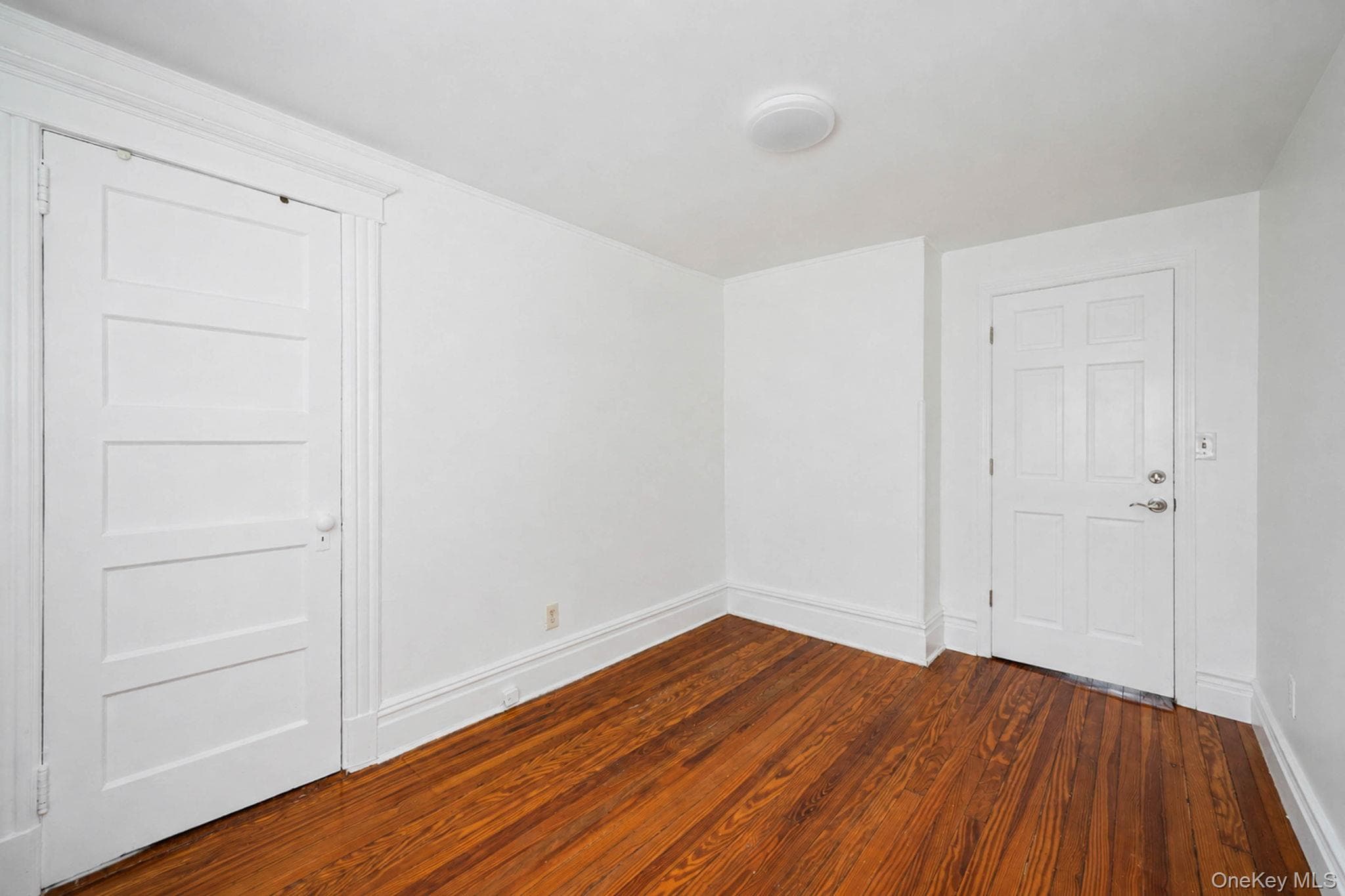425 S Columbus Avenue thumbnail 24