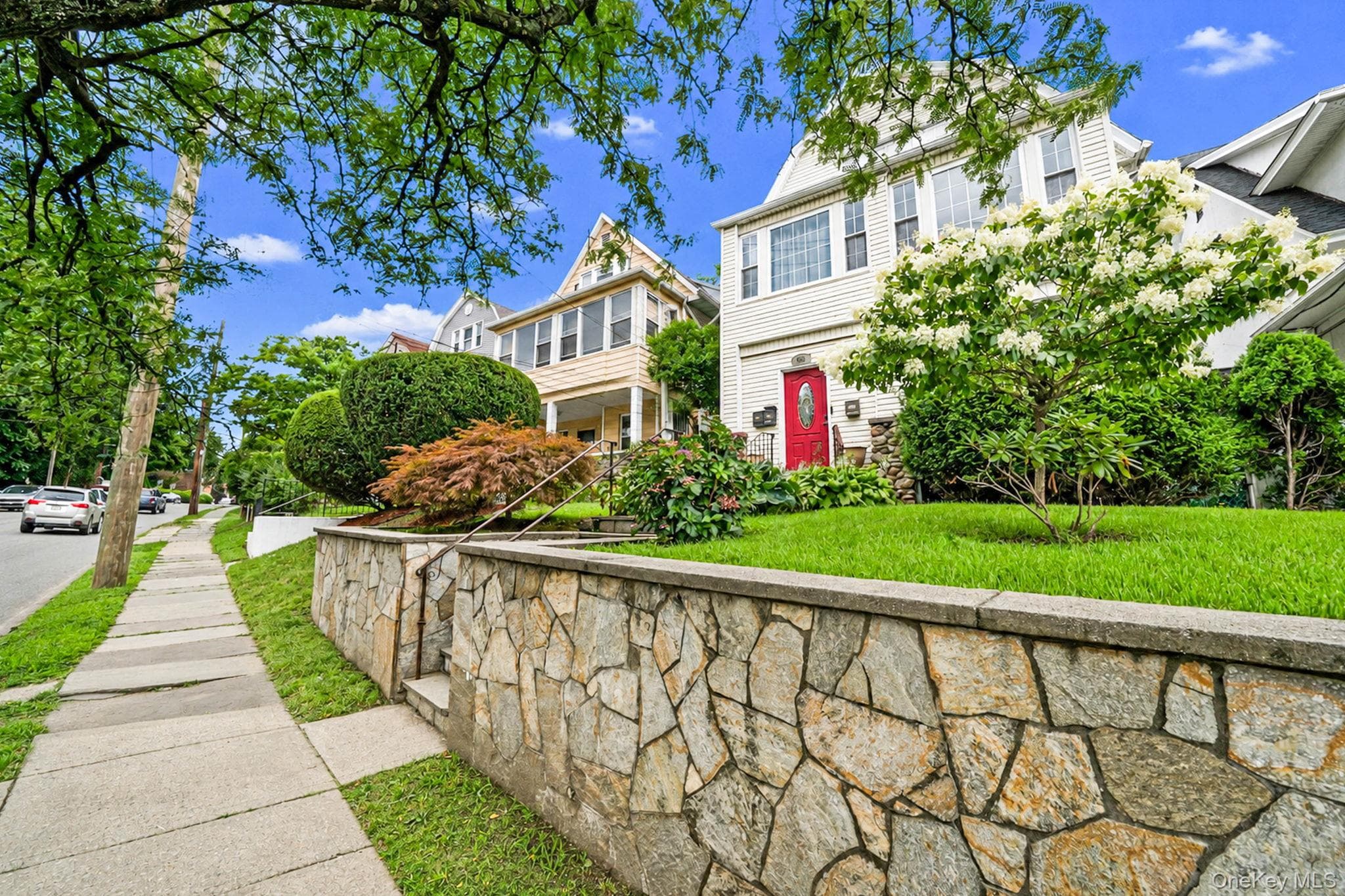 425 S Columbus Avenue thumbnail 32