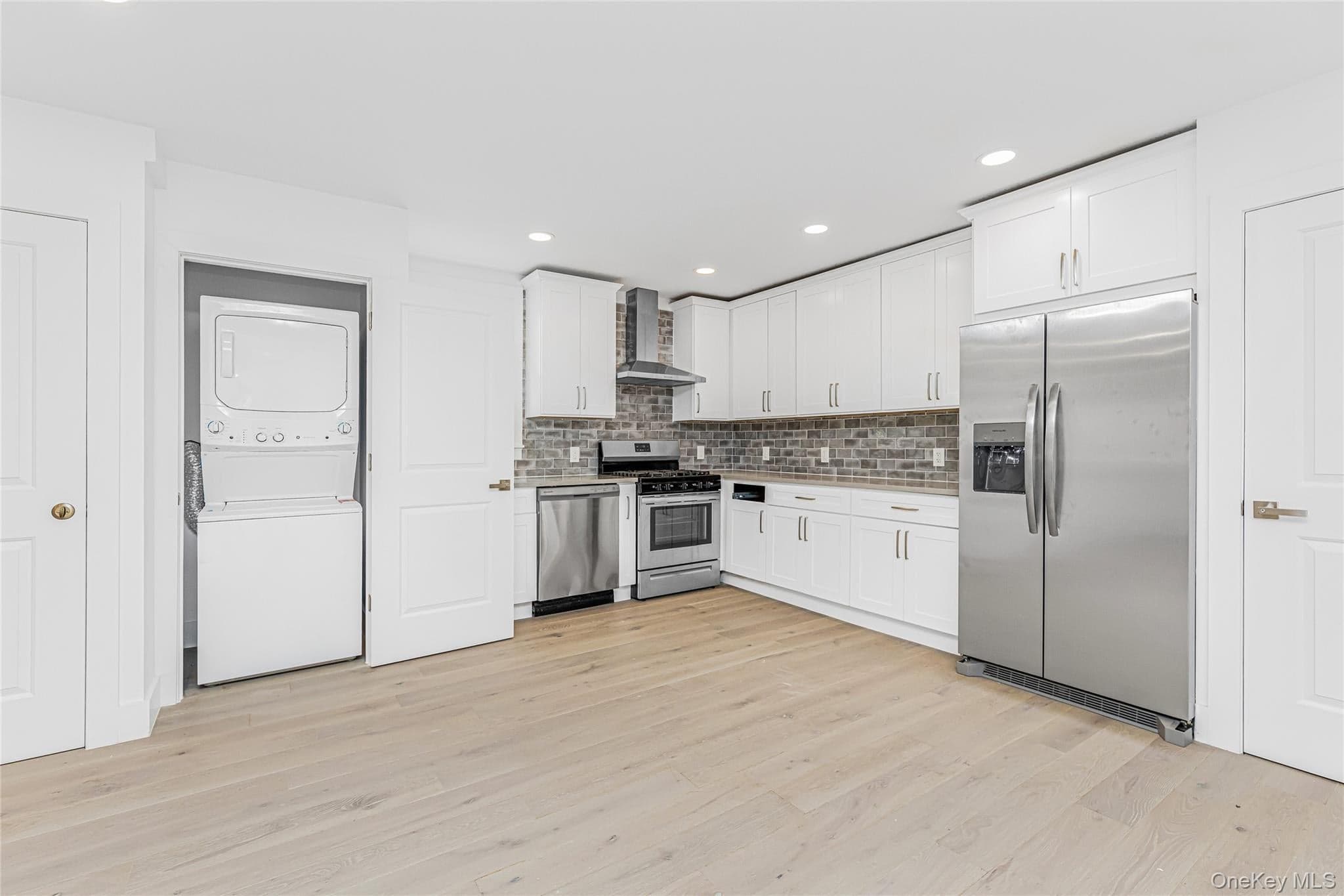 6140 Delafield Avenue thumbnail 26