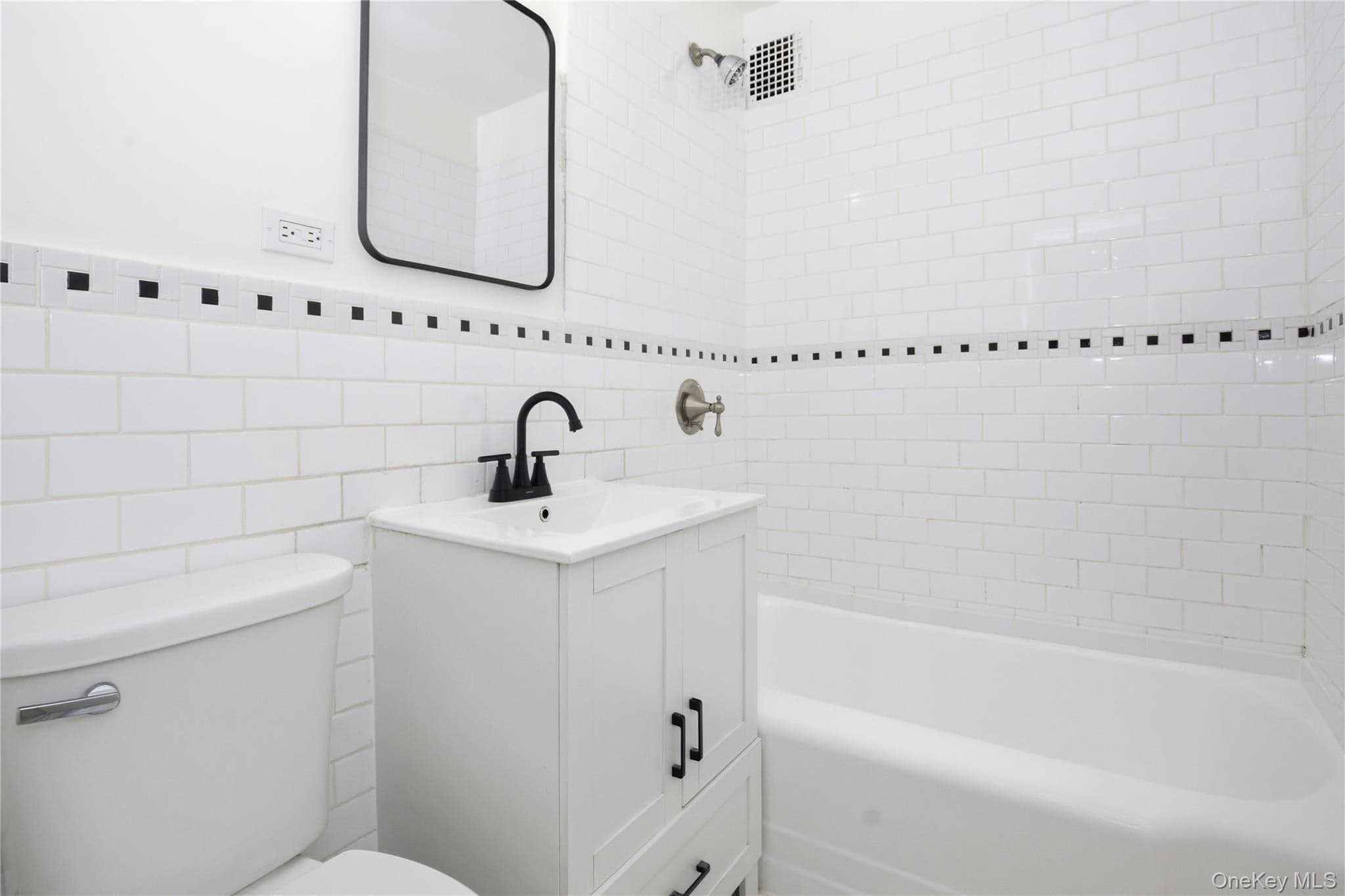 2385 Barker Avenue Unit: 6S thumbnail 11