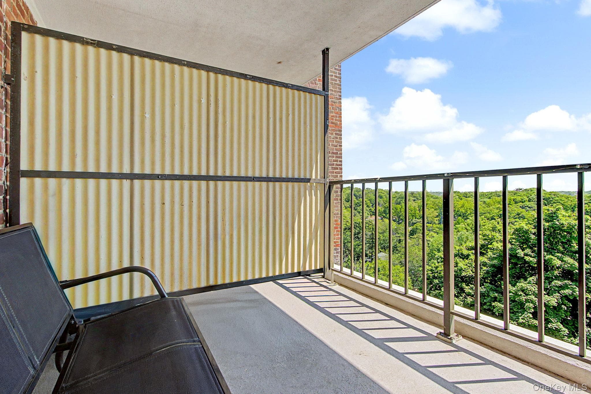 4555 Henry Hudson Parkway Unit: 805 thumbnail 33