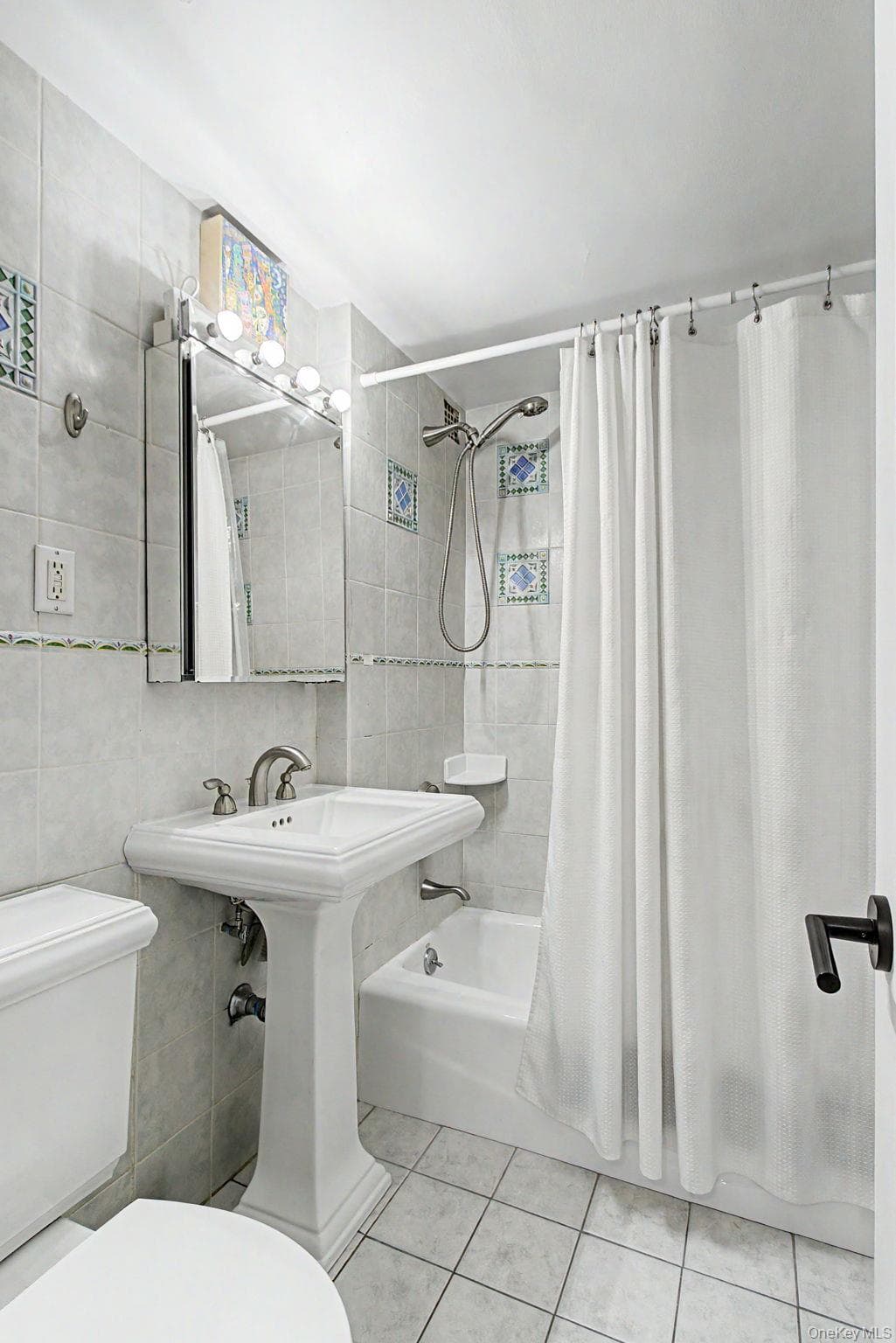 4555 Henry Hudson Parkway Unit: 805 thumbnail 32