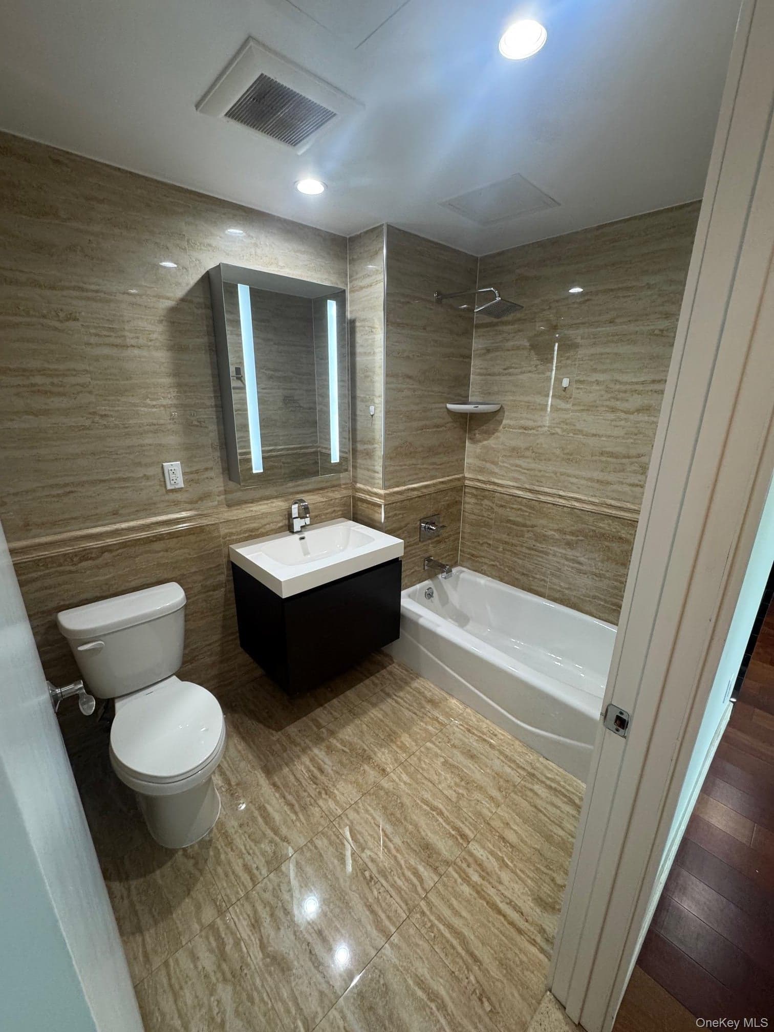 14238 37th Avenue Unit: 8B thumbnail 4