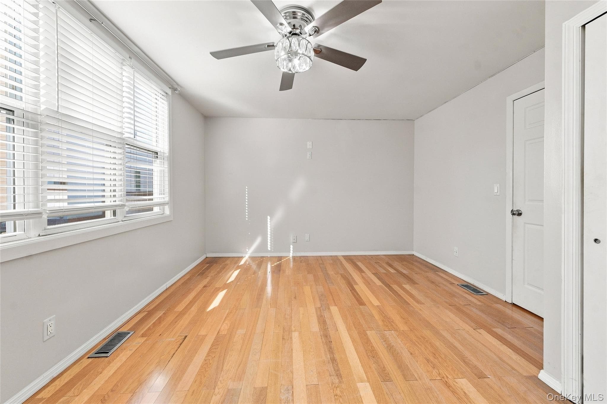 217 Sunset Boulevard Unit: 9217G thumbnail 6